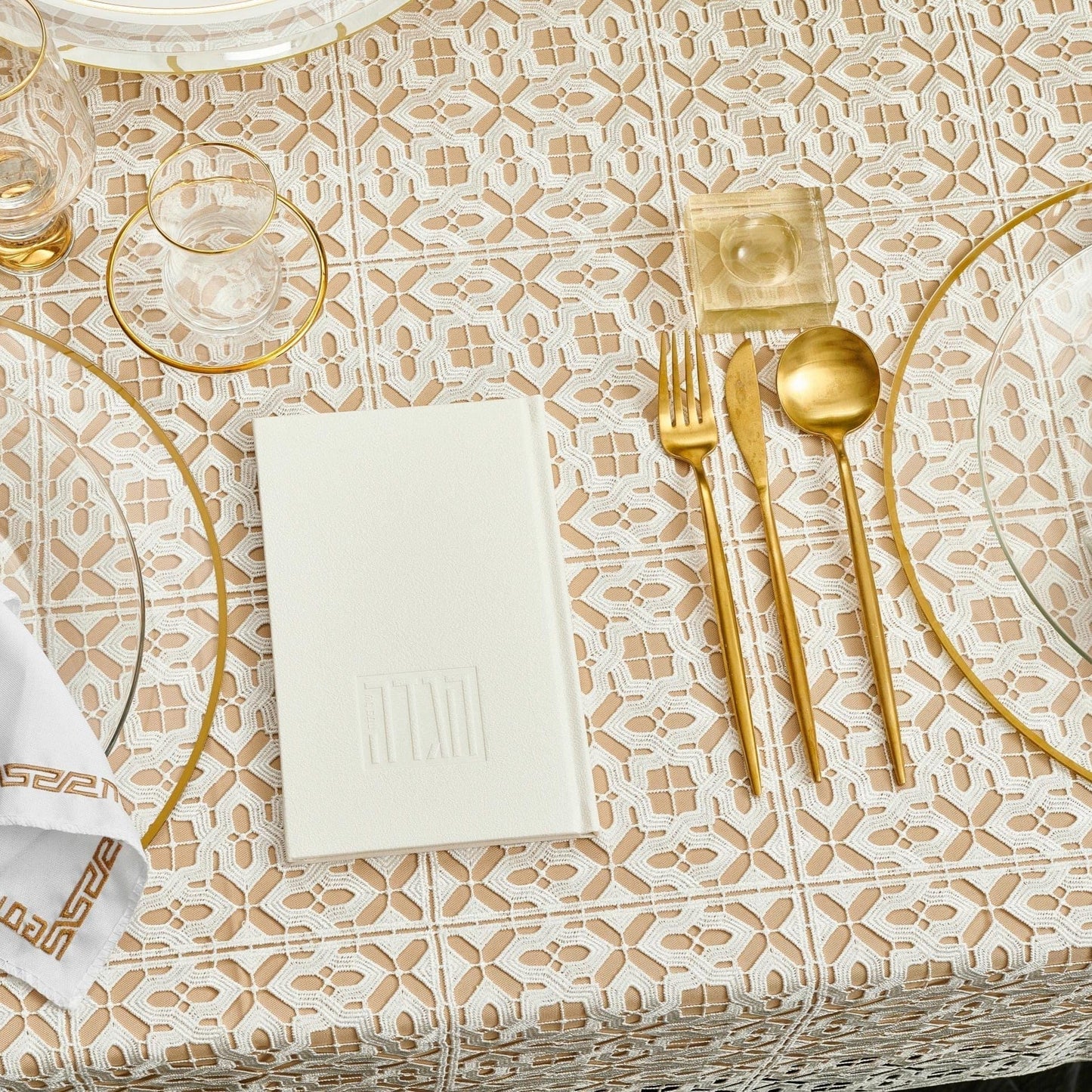 Classic 2.0 Pesach 2024 Tablescape - Waterdale Collection